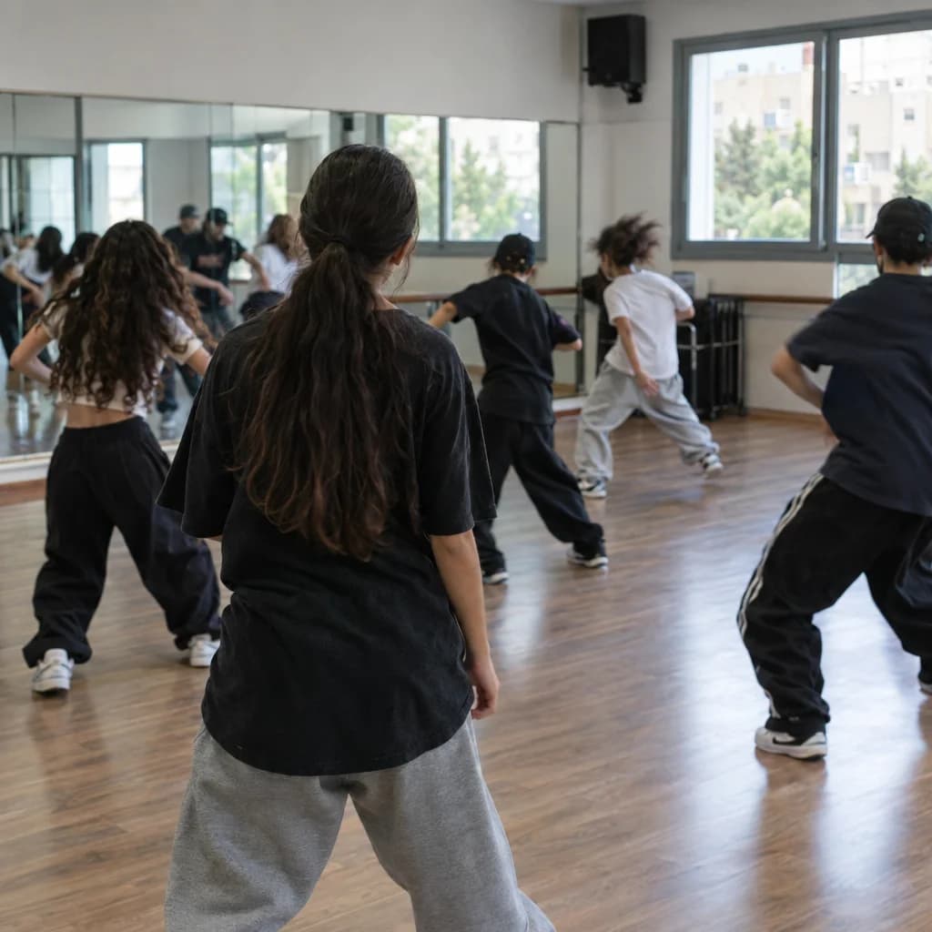 מחול דאנס מוב מרכז מותאם גם לחרדים - דאנס מוב חובה-ב