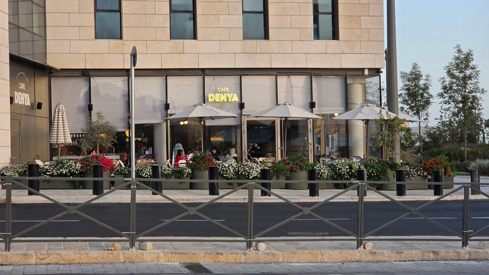 Cafe Denya, Ministry of Justice