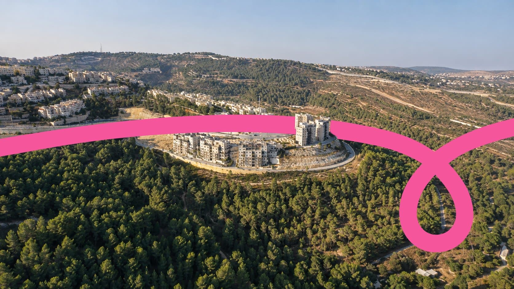 מעבר לדלת — ערב בבית משפחה בגילה